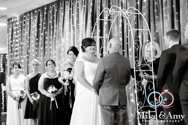 Mike_and_amy_photographers_melbourne_wedding_photographers-8